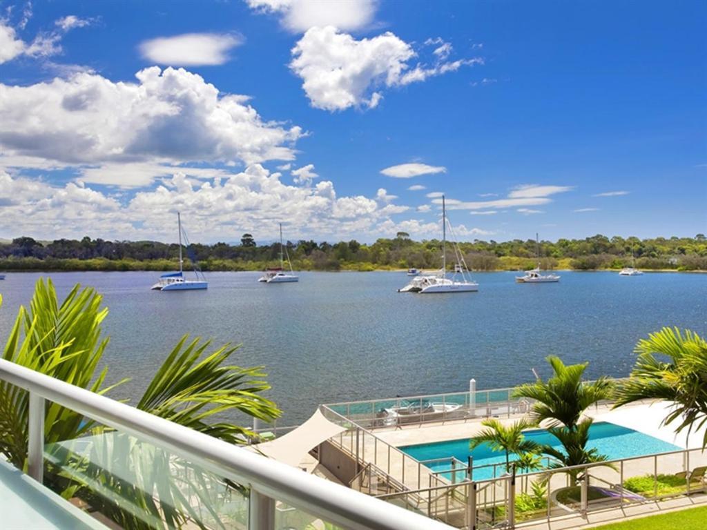 Noosa Shores Resort Εξωτερικό φωτογραφία